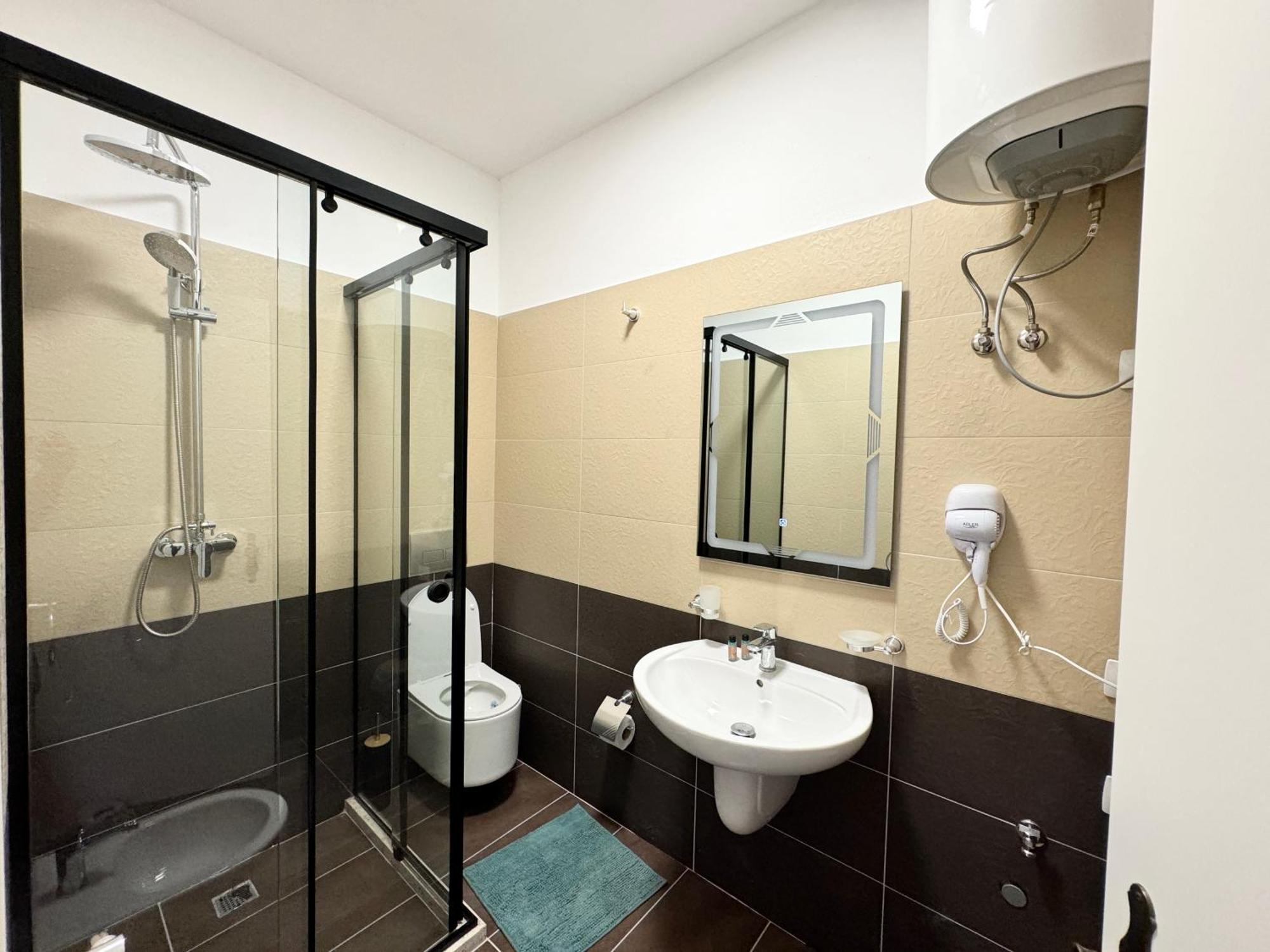 Apartment R *